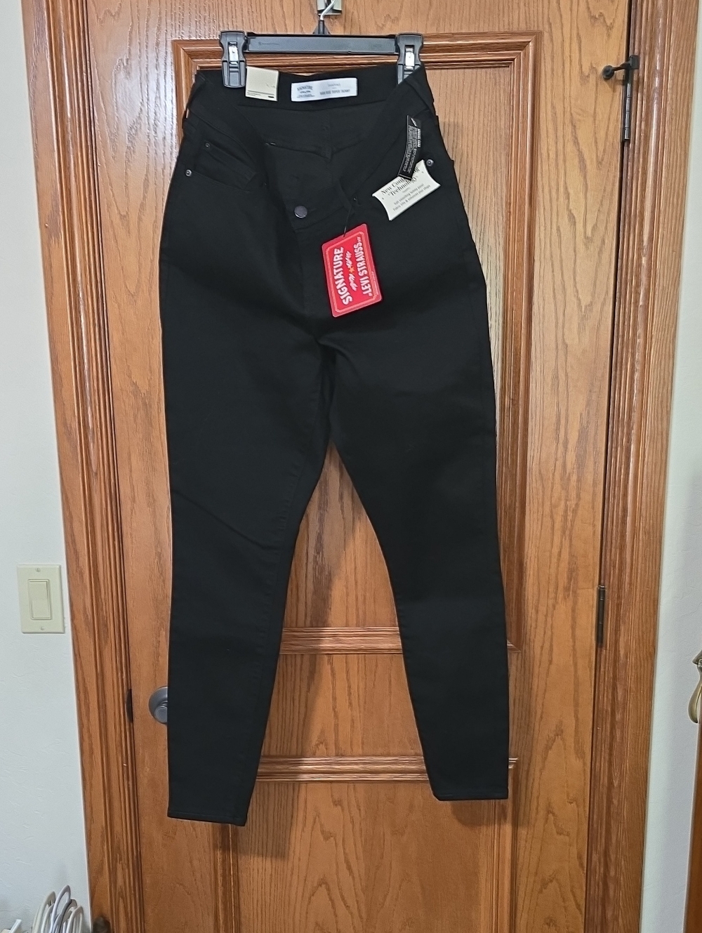Women’s Levi High-Rise Skinny Jeans - Black